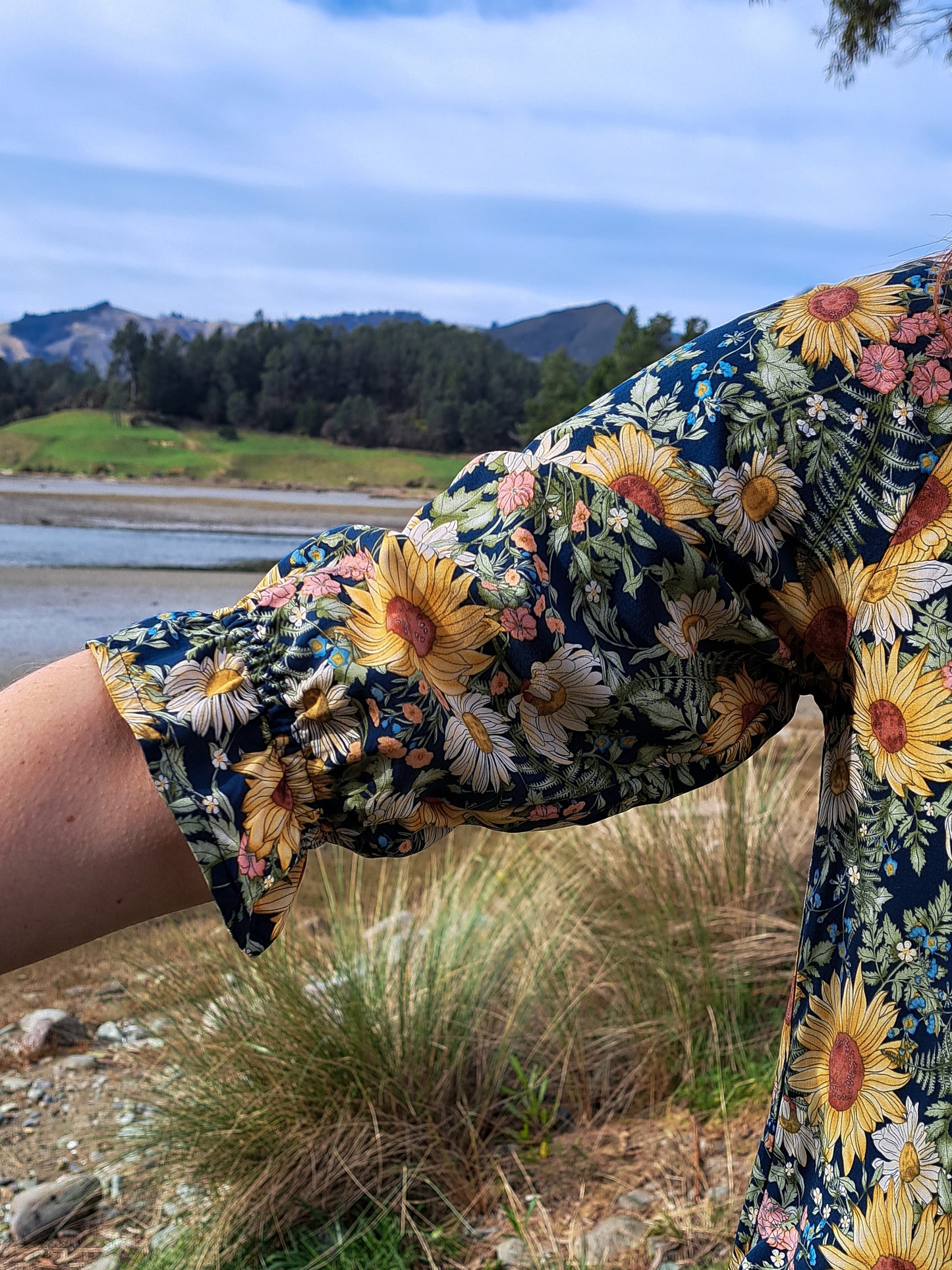 Jacqui Blouse - rayon