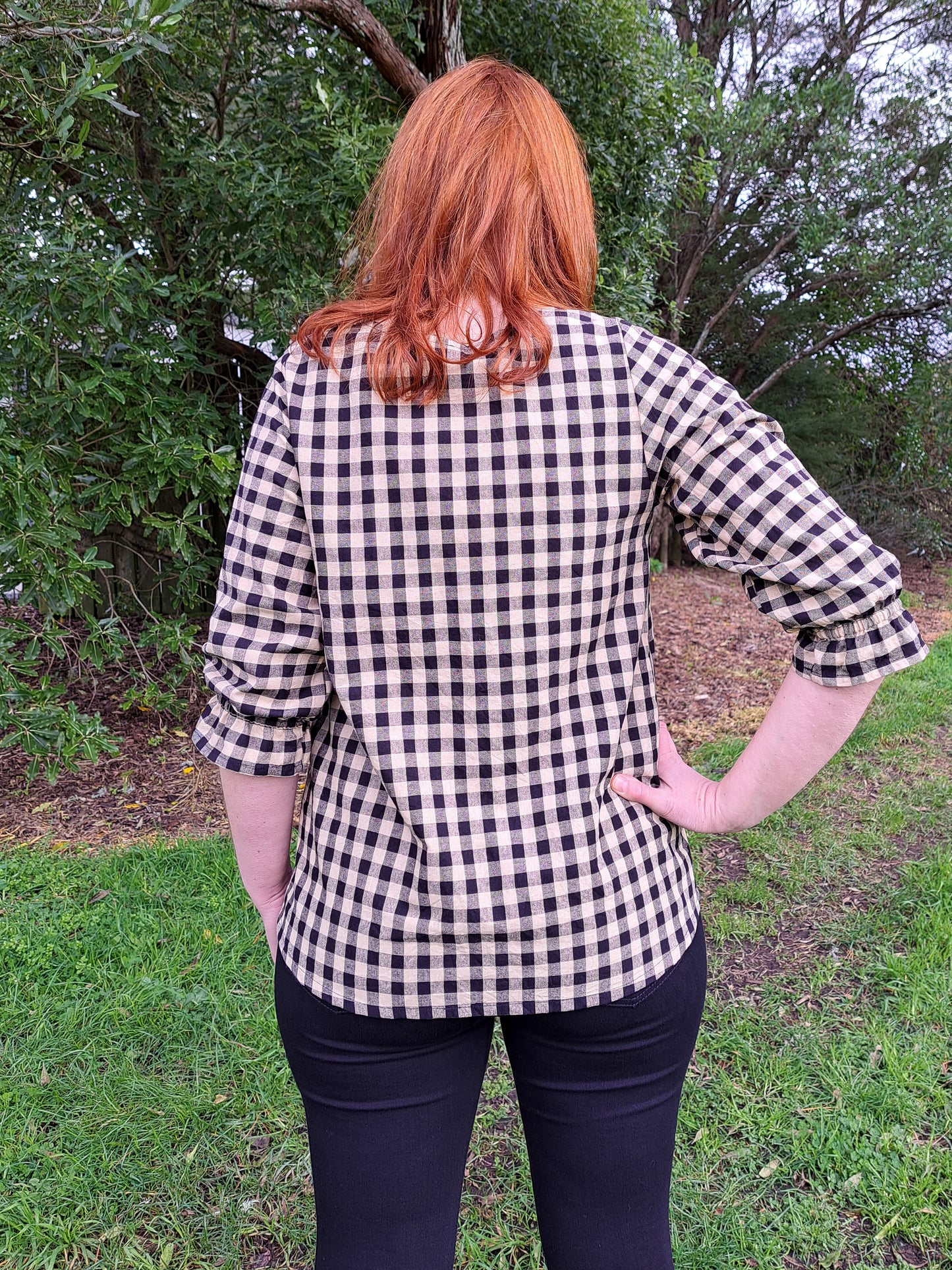 Jacqui Blouse (linen) - made to order