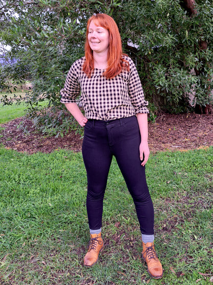 Jacqui Blouse (linen) - made to order